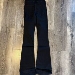 Zara high rise black jeans. Size:2.